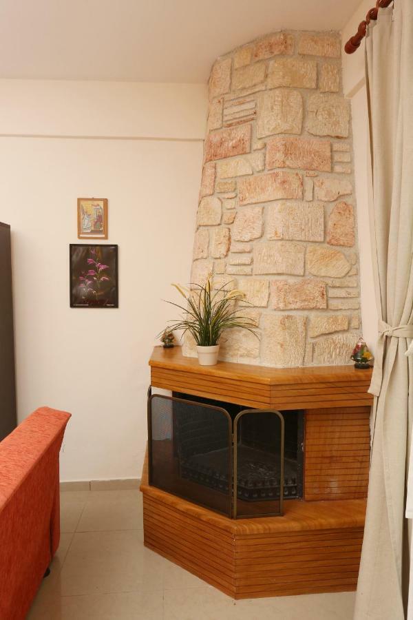 Villa Argo 3 - Beachfront, Big Gardens, Location! Pefkochori Ngoại thất bức ảnh