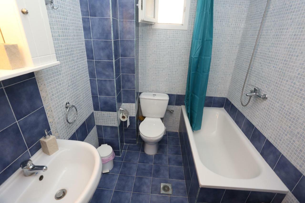 Villa Argo 3 - Beachfront, Big Gardens, Location! Pefkochori Ngoại thất bức ảnh